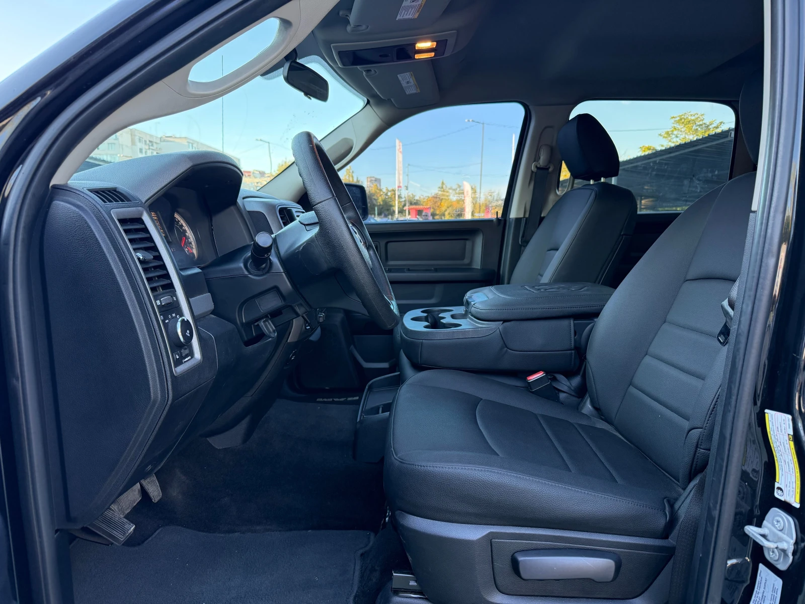 Dodge RAM 1500 TRADESMAN, снимка 7 - Автомобили и джипове - 56454313