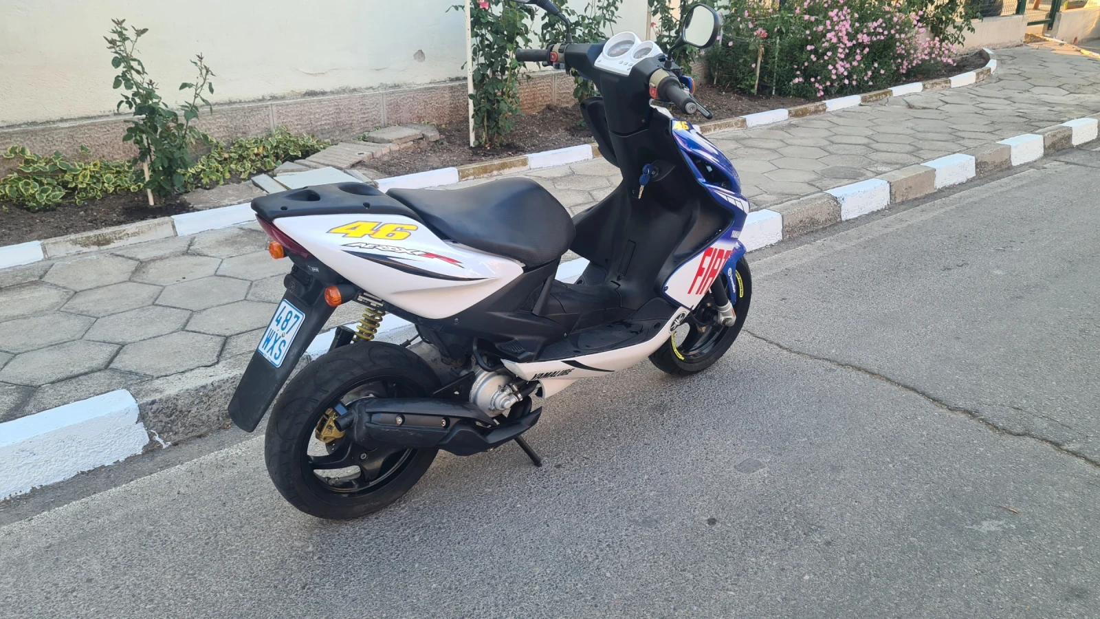 Yamaha Aerox 50 R - изображение 3