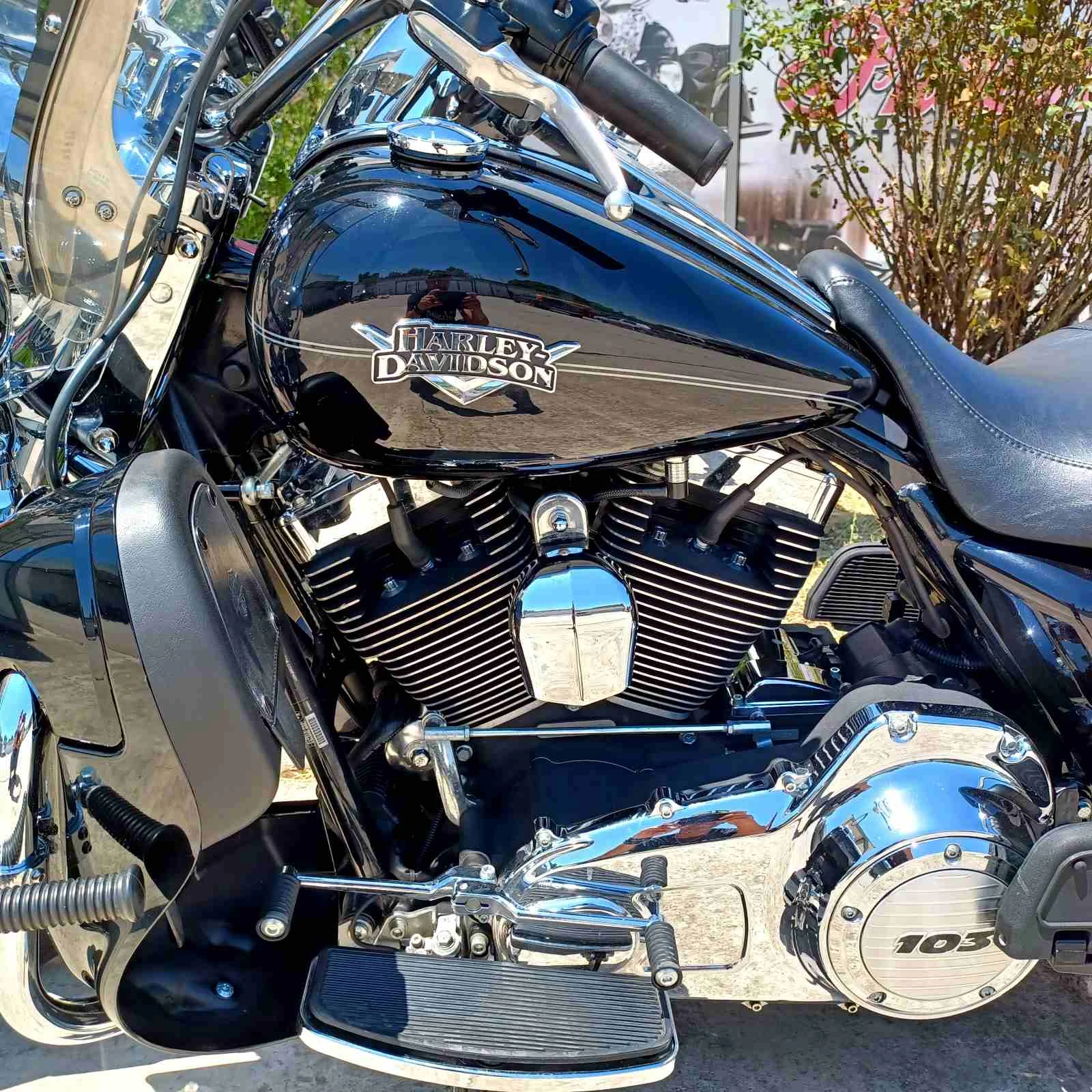 Harley-Davidson Touring Road King FLHRC - изображение 4