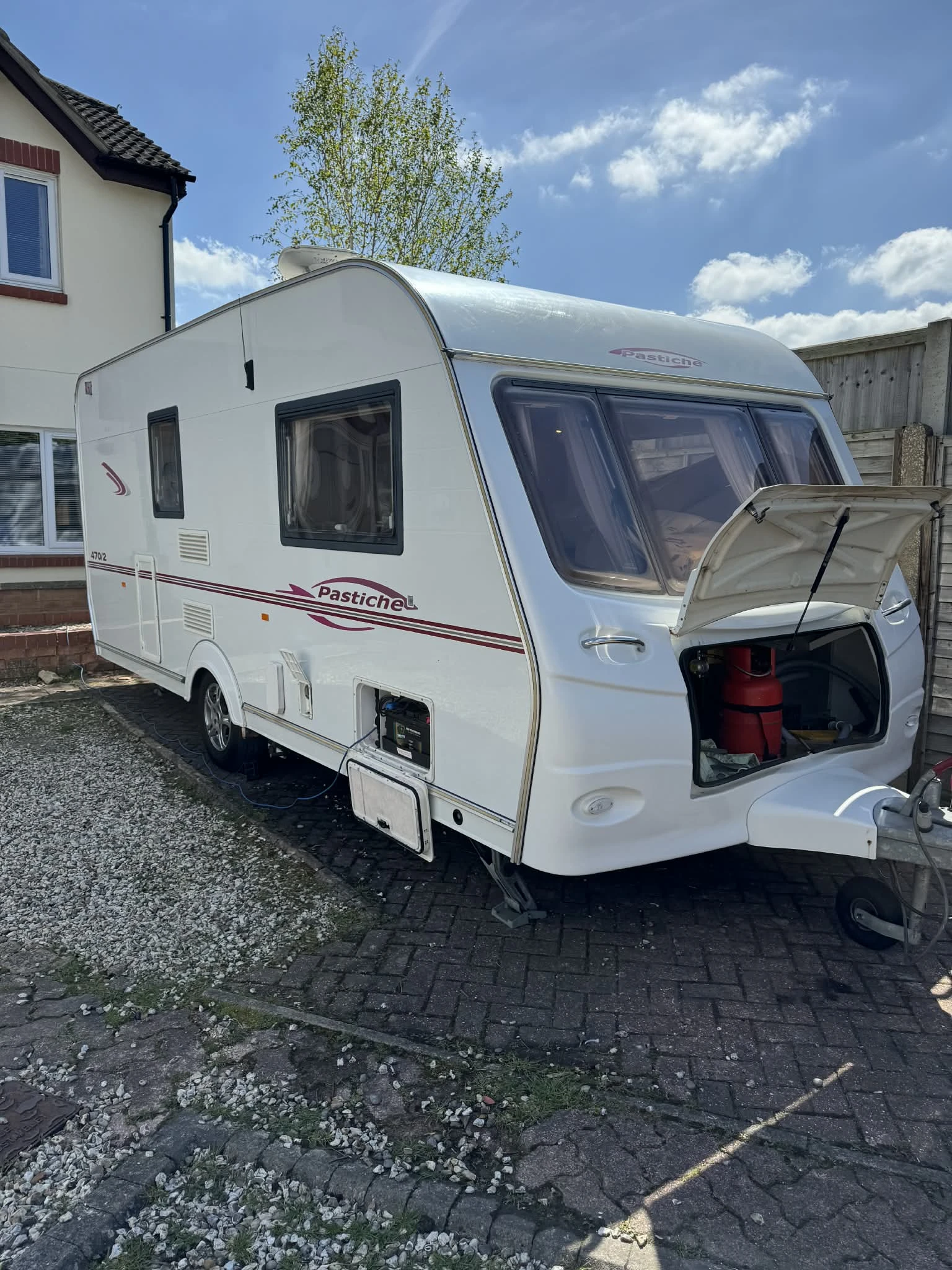 Каравана Coachmen Pastiche, снимка 2 - Каравани и кемпери - 54397791