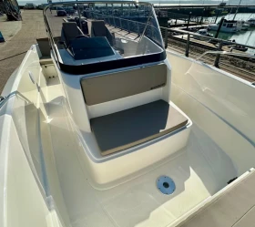 Моторна яхта Quicksilver 6.75 open , снимка 14