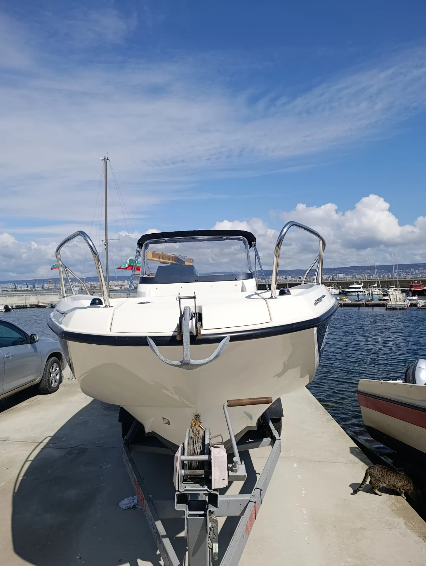 Моторна яхта Quicksilver 6.75 open 