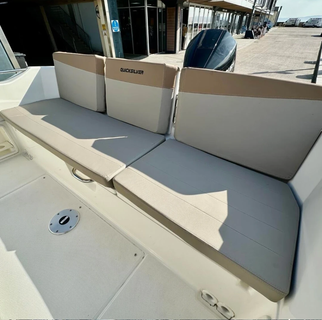 Моторна яхта Quicksilver 6.75 open , снимка 13 - Воден транспорт - 54172328