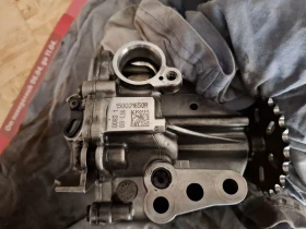 оригинална маслена помпа двигател R9M 1.6 130коня, снимка 2