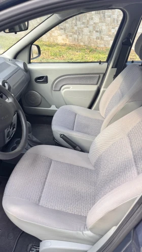 Dacia Logan 1.5 6+ 1, снимка 9