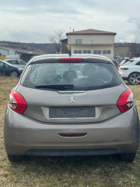 Peugeot 208 1.4i GAZ , снимка 4