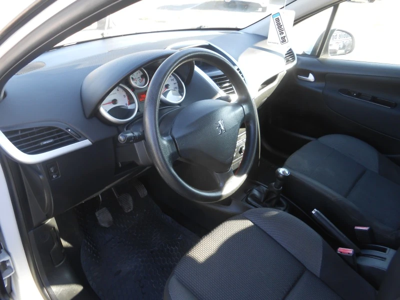 Peugeot 207 1.4Hdi-Euro-5A, снимка 13 - Автомобили и джипове - 43786567