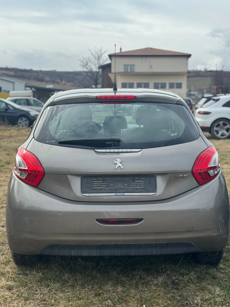 Peugeot 208 1.4i GAZ , снимка 4 - Автомобили и джипове - 49300497