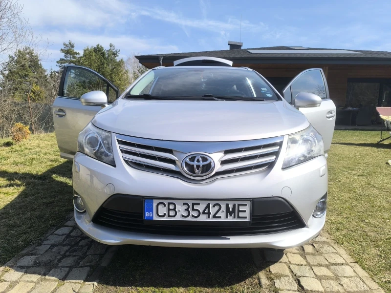 Toyota Avensis 1.8 Valvematic Бензин/Газ, снимка 12 - Автомобили и джипове - 49432620