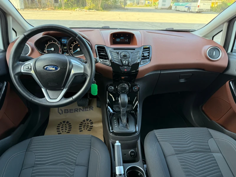 Ford Fiesta 1.6i AUTOMATIC, снимка 8 - Автомобили и джипове - 52250352