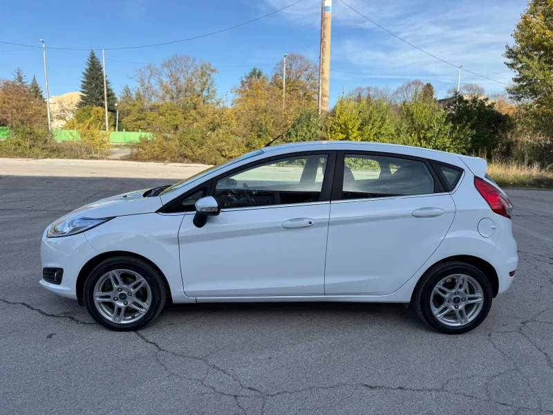 Ford Fiesta 1.6i AUTOMATIC, снимка 6 - Автомобили и джипове - 52250352