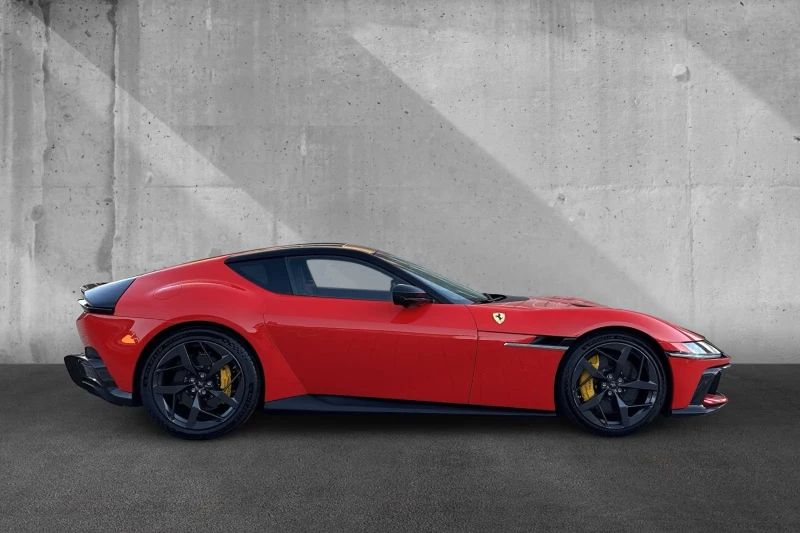 Ferrari 12 Cilindri spider Carbon, снимка 4 - Автомобили и джипове - 52328124