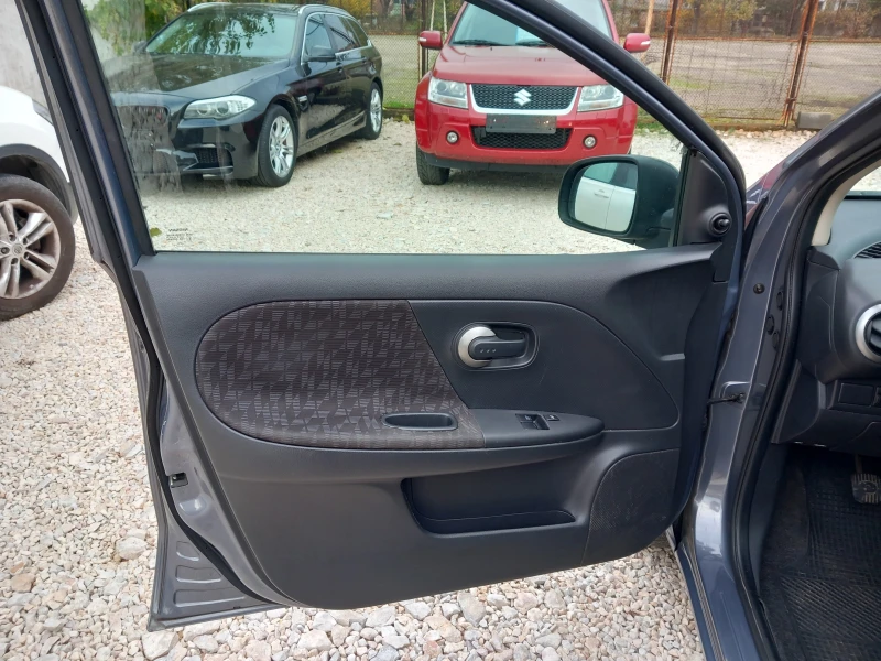 Nissan Note 1.4i клима 88кс, снимка 16 - Автомобили и джипове - 52344438