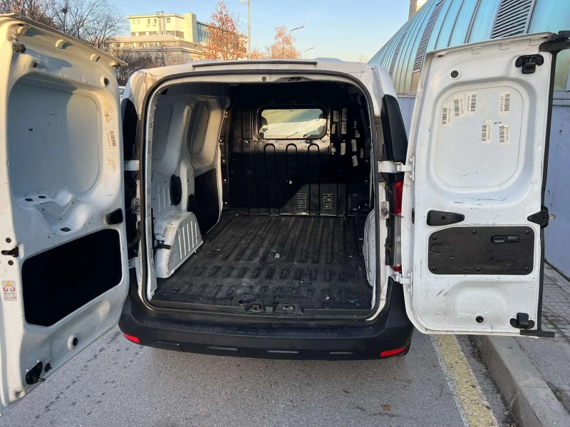 Dacia Dokker от Рено Дачия България, снимка 13 - Автомобили и джипове - 52828808