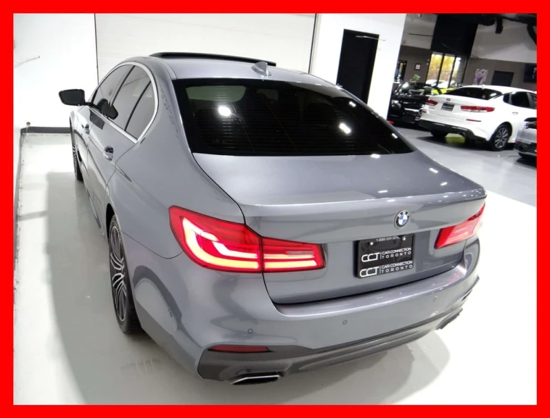 BMW 530 * xDrive * CARFAX * БЕЗ ПЪРВОНАЧАЛНА ВНОСКА, снимка 4 - Автомобили и джипове - 53032817