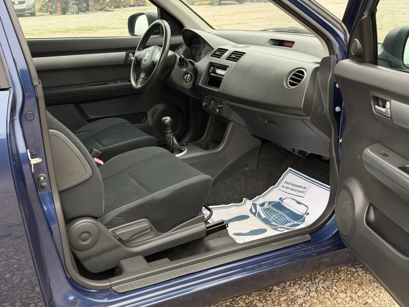 Suzuki Swift 1.3i 90к.с * Климатик* , снимка 10 - Автомобили и джипове - 53459269
