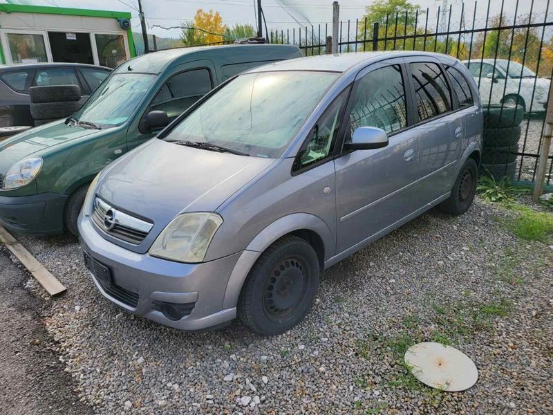 Opel Meriva 1.3mjet, снимка 3 - Автомобили и джипове - 47061130