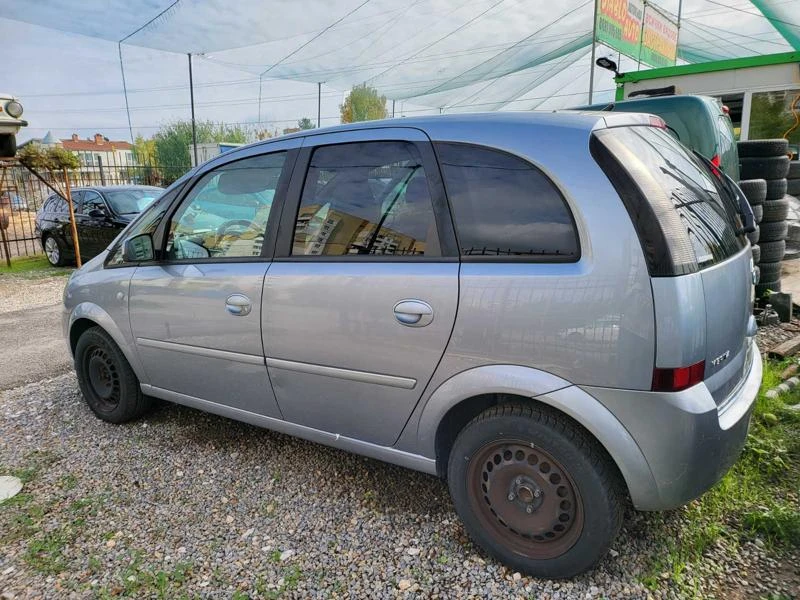 Opel Meriva 1.3mjet, снимка 5 - Автомобили и джипове - 47061130