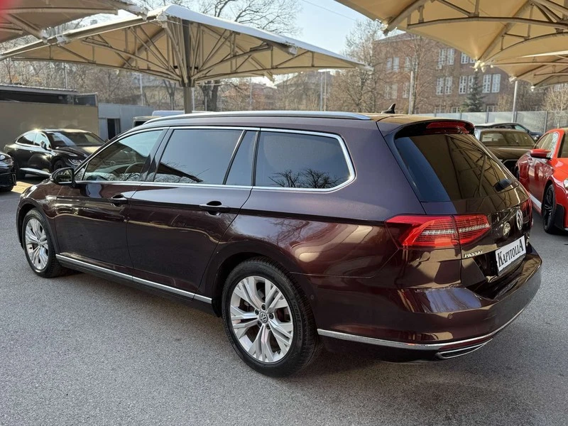 VW Passat 2.0 TDI 4Motion, снимка 6 - Автомобили и джипове - 53163756