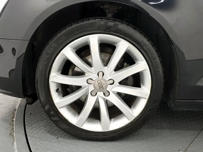 Audi A4 2.0 TDI Quattro, снимка 5 - Автомобили и джипове - 54143404