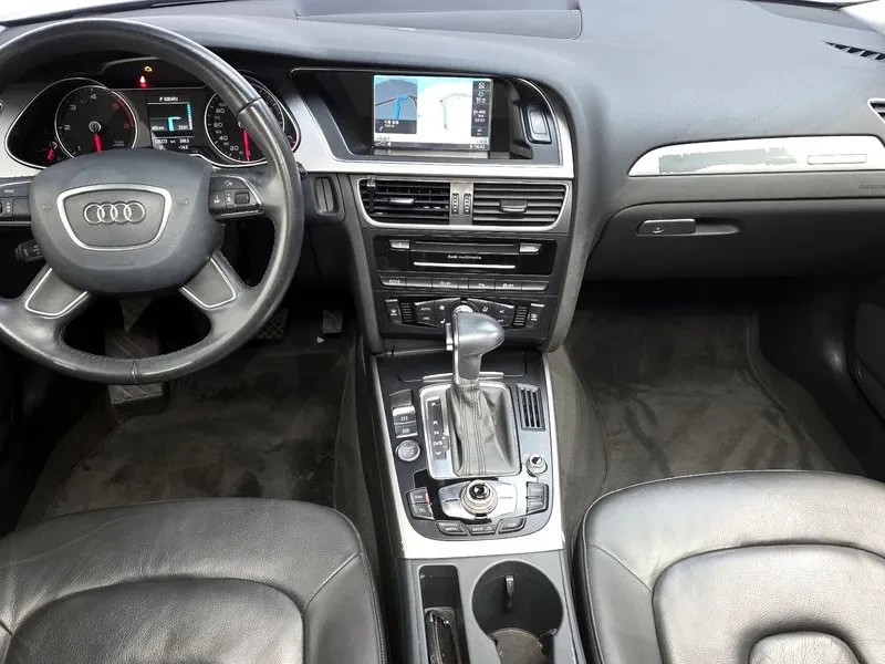 Audi A4 2.0 TDI Quattro, снимка 7 - Автомобили и джипове - 54143404