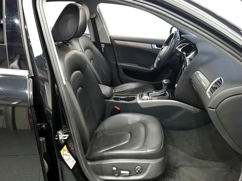 Audi A4 2.0 TDI Quattro, снимка 11 - Автомобили и джипове - 54143404