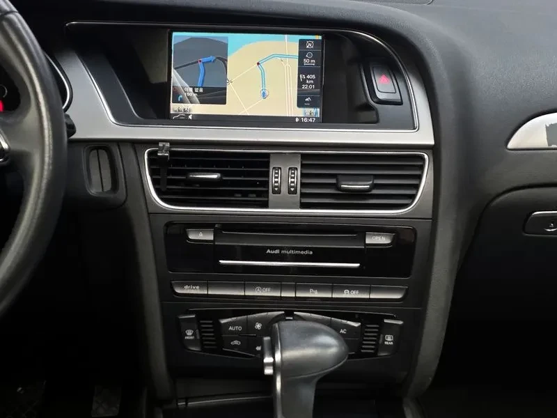 Audi A4 2.0 TDI Quattro, снимка 14 - Автомобили и джипове - 54143404