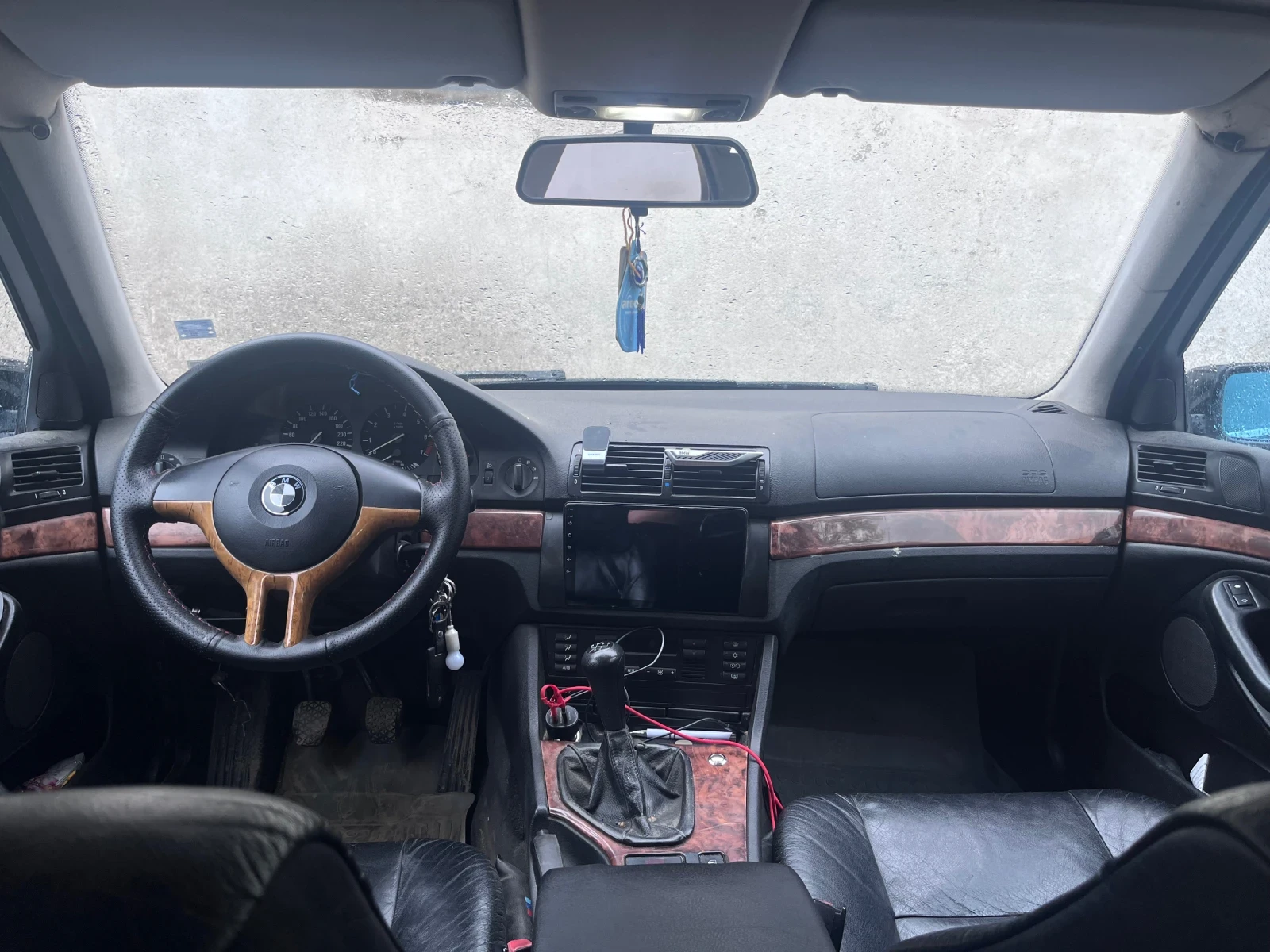 BMW 520 2.0 - изображение 6