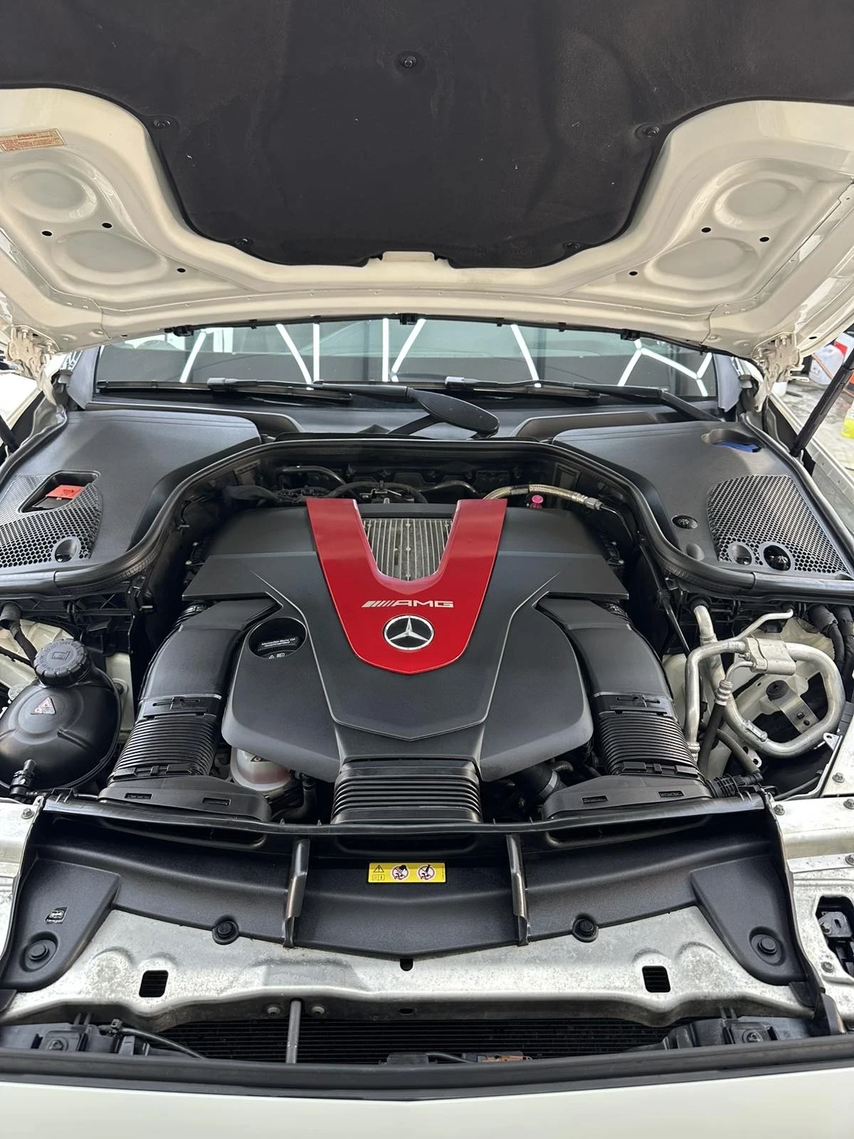 Mercedes-Benz E 43 AMG 4-Matic - изображение 5