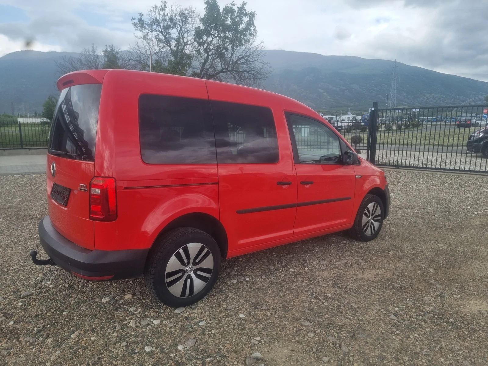 VW Caddy 2.0 tdi 4X4 5места климатроник - изображение 6