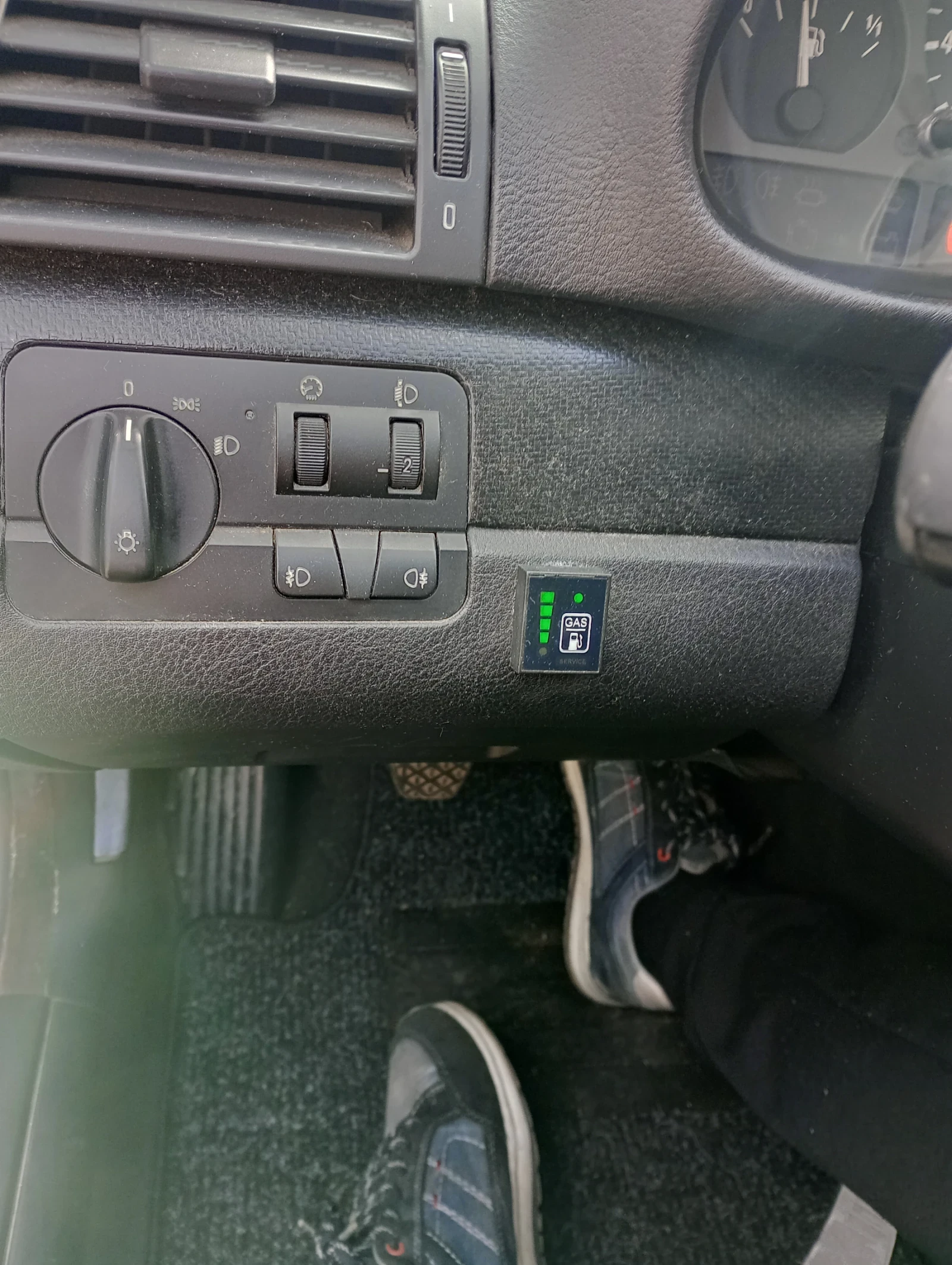 BMW 318 318 газ/бензин м43 - изображение 2
