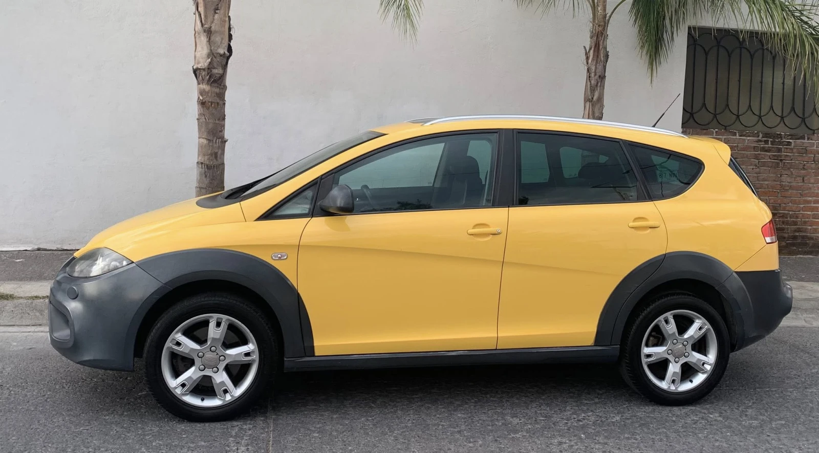 Seat Altea FREETRACK  Фабрично жълт - изображение 3