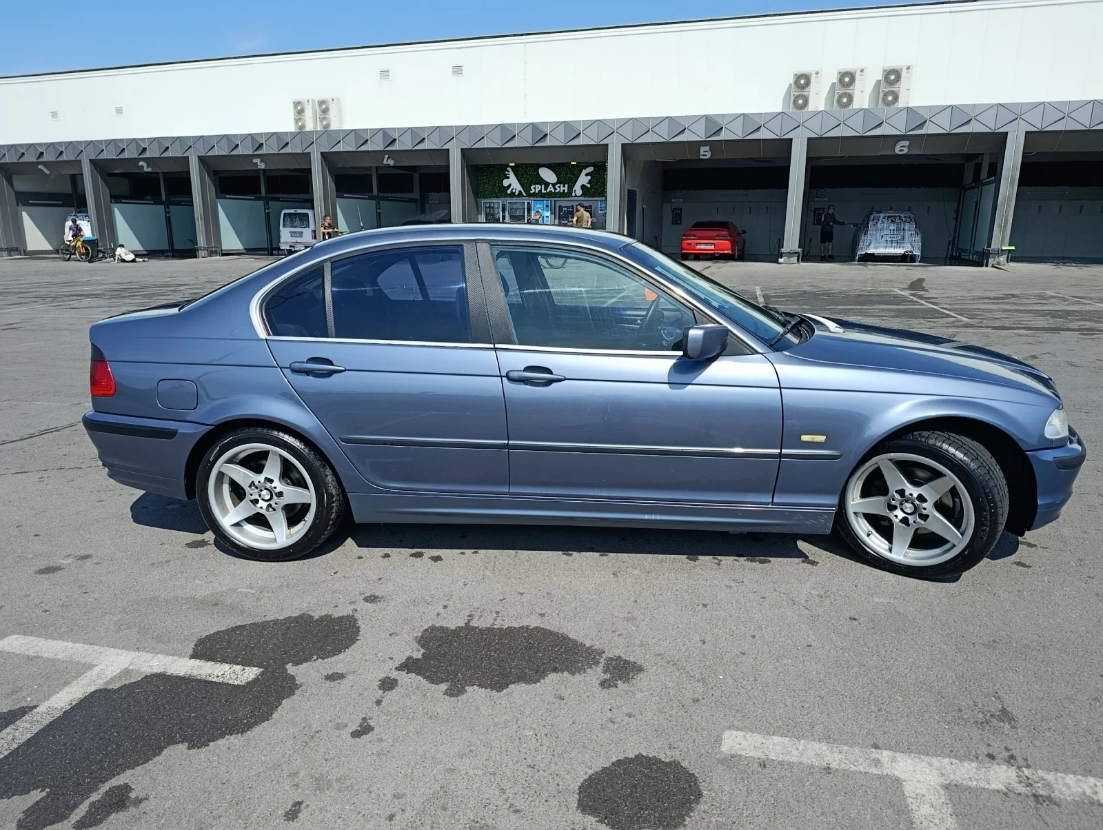 BMW 323  - изображение 3