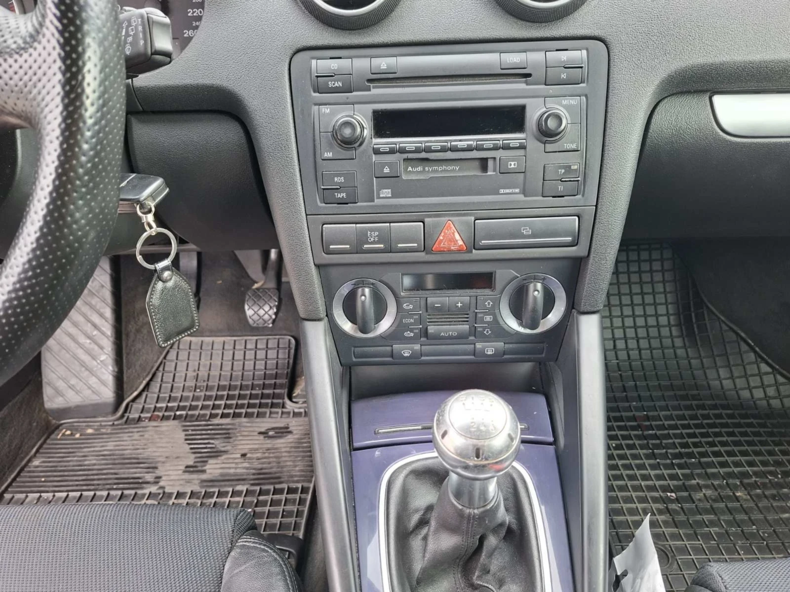 Audi A3 2.0FSI - изображение 9