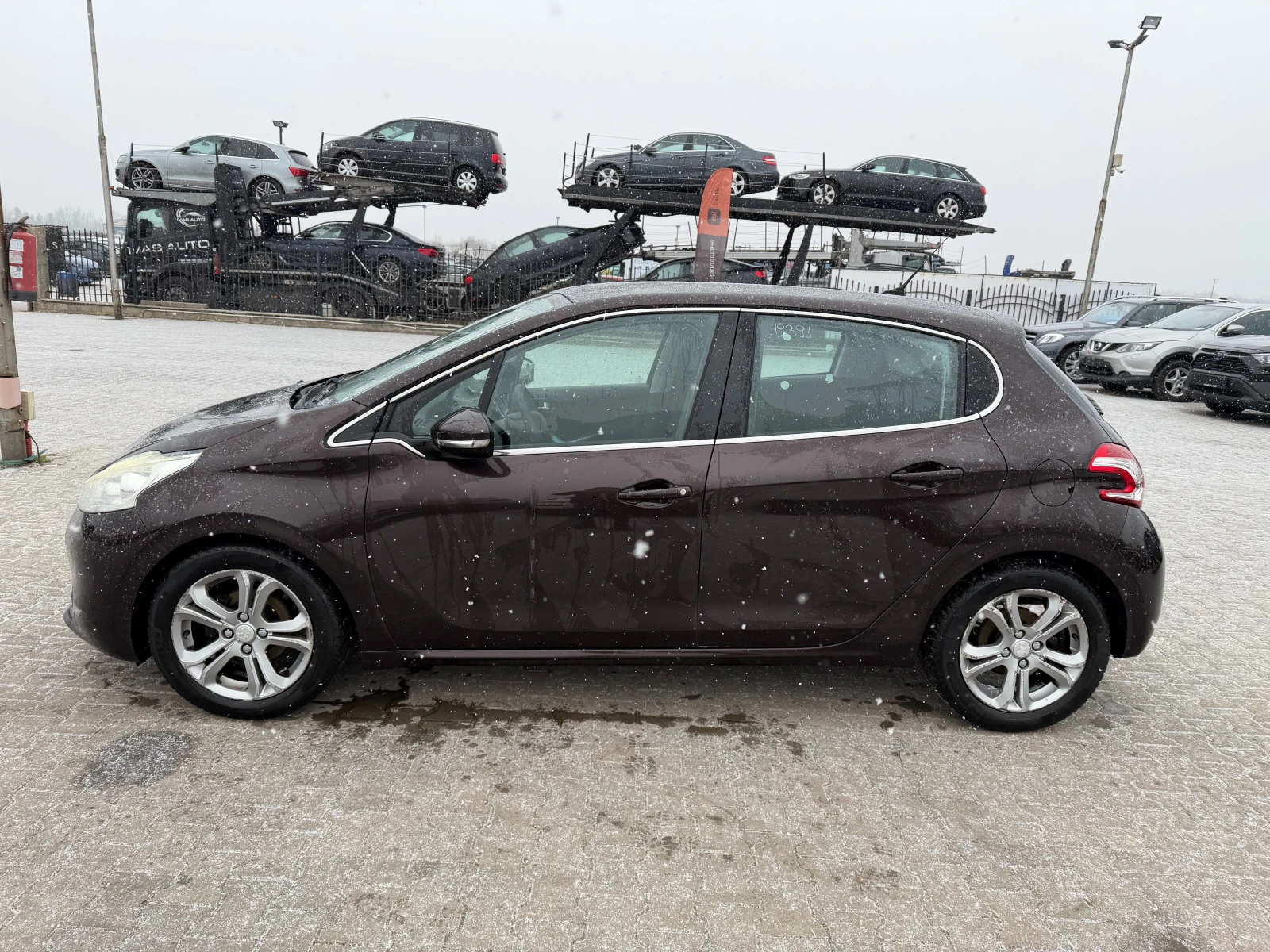Peugeot 208 1.4VTi NAVI EURO 5 | Mobile.bg � ����������� 9