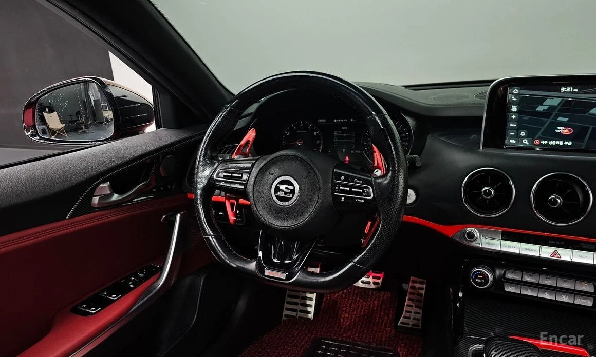 Kia Stinger, снимка 13 - Автомобили и джипове - 53760346