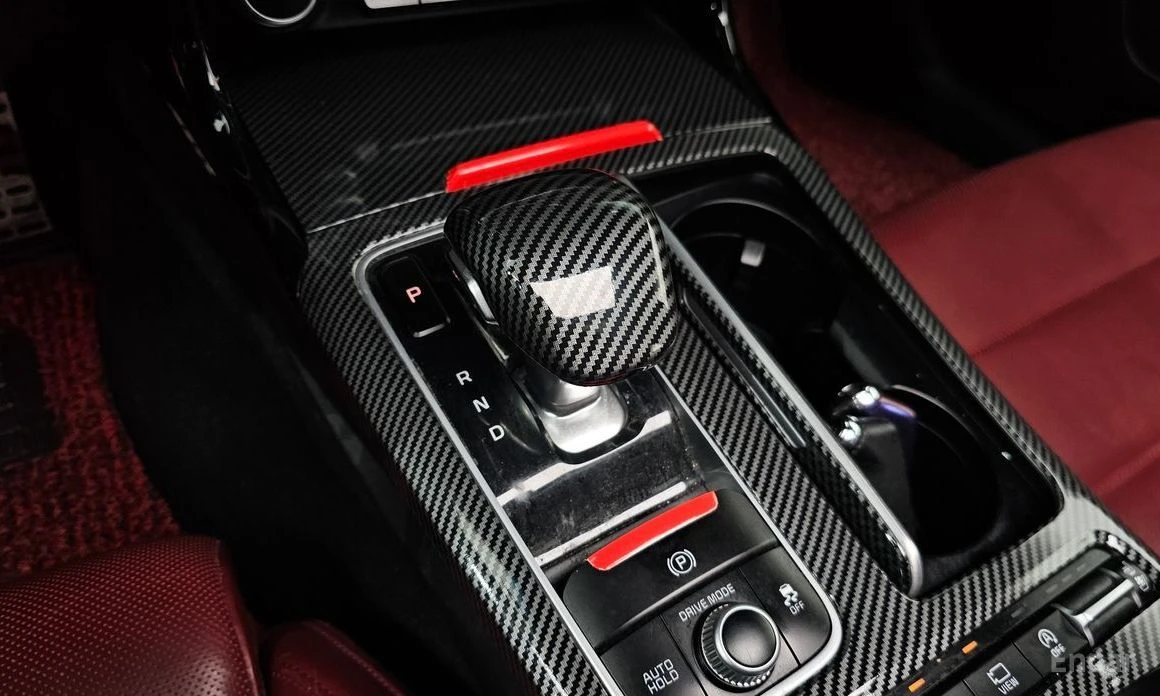 Kia Stinger, снимка 9 - Автомобили и джипове - 53760346