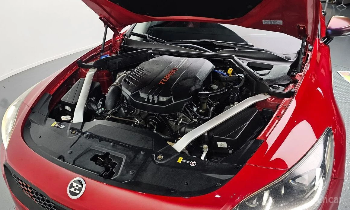 Kia Stinger, снимка 6 - Автомобили и джипове - 53760346