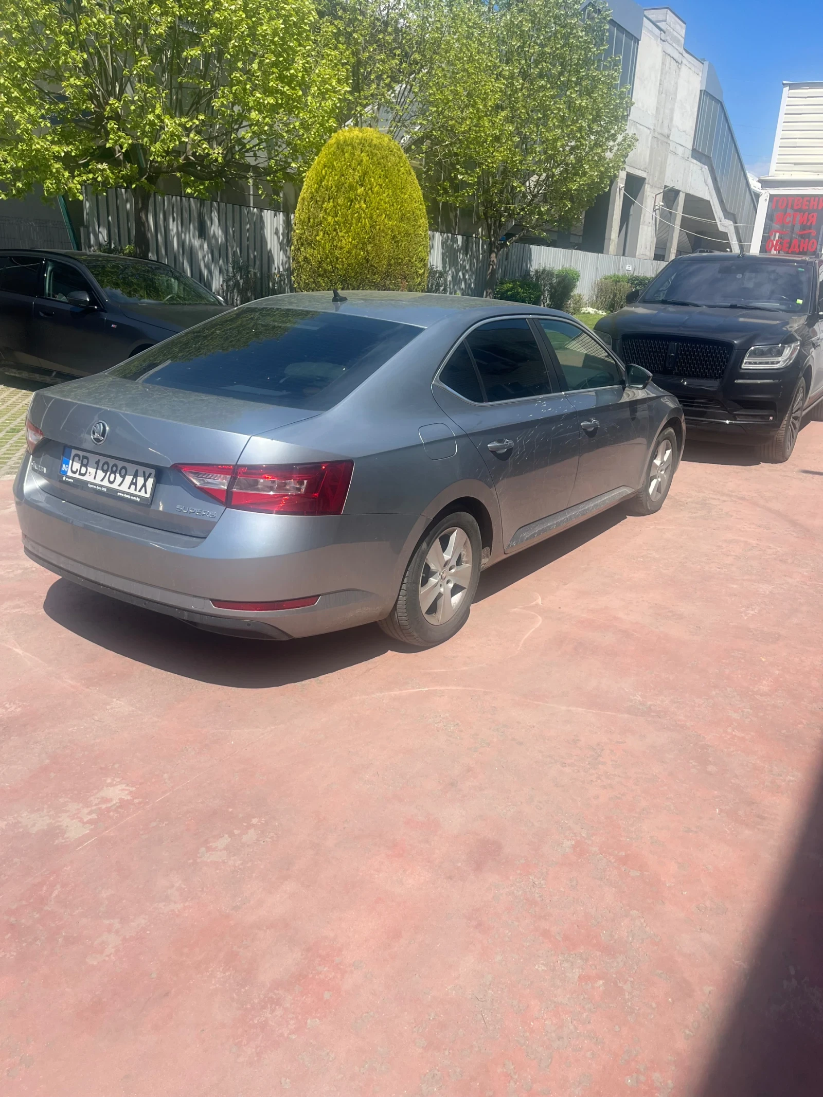 Skoda Superb 2.0 TDI, снимка 3 - Автомобили и джипове - 54331323