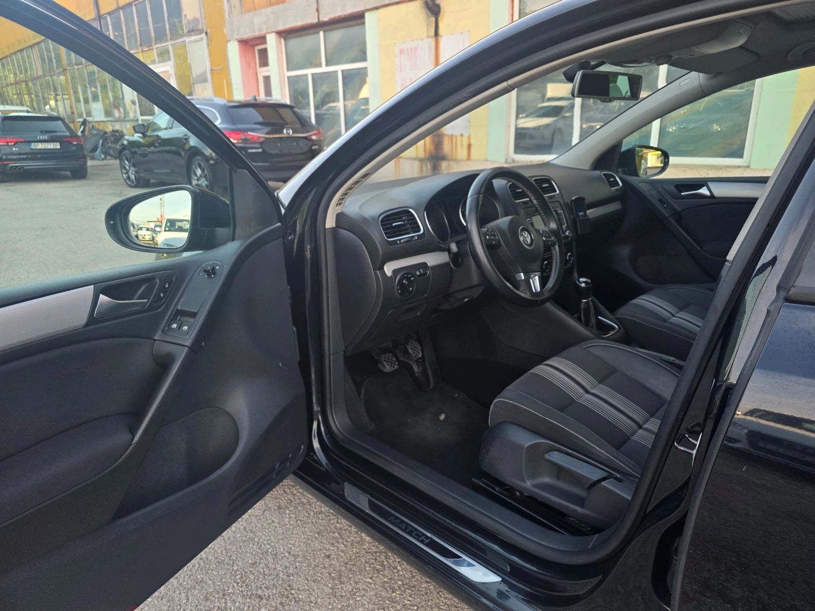 VW Golf 6 MATCH EDITION ITALY УНИКАТ, снимка 9 - Автомобили и джипове - 54415283