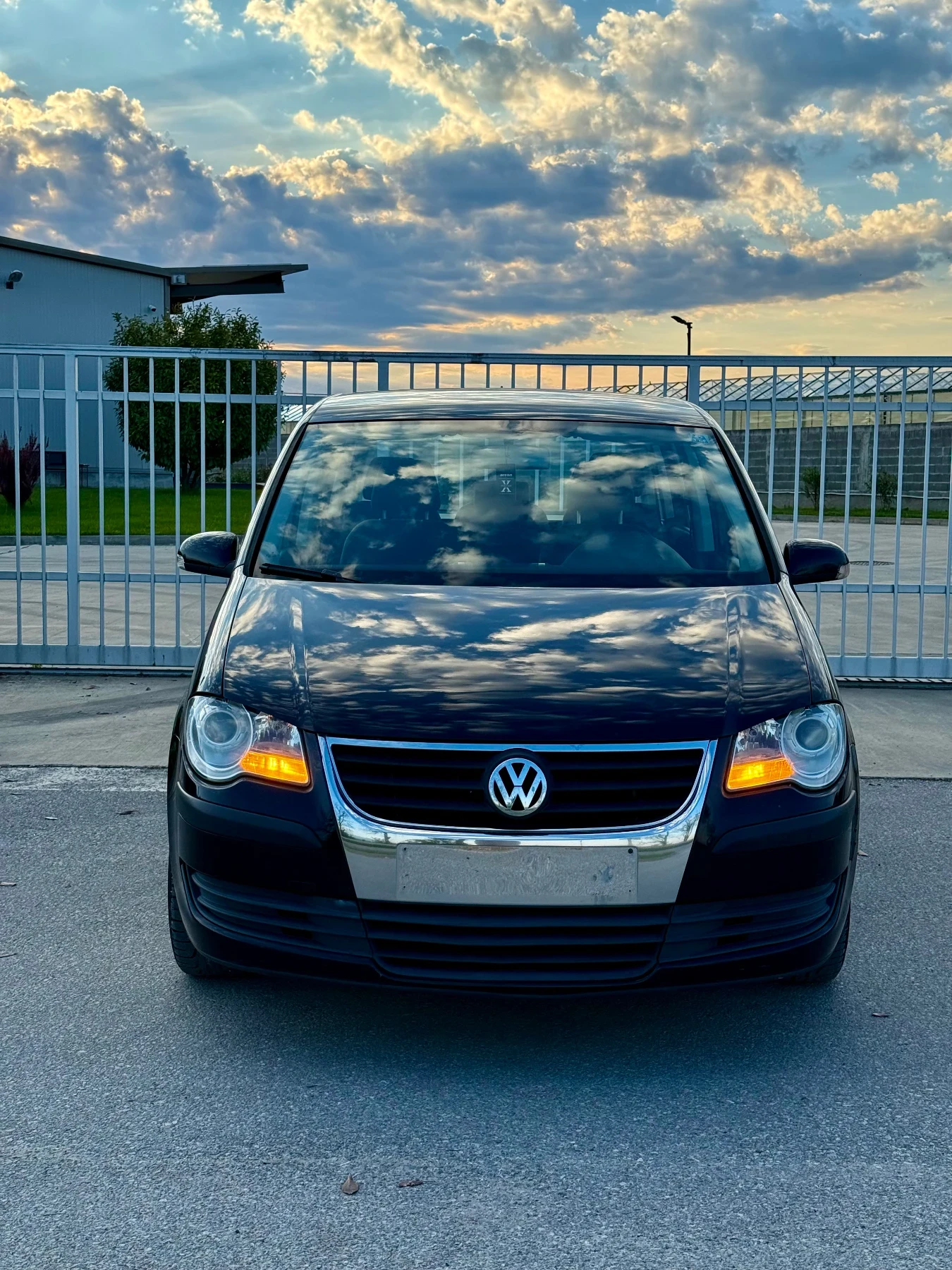 VW Touran 1.9TDI/ 105кс./ 6скр./, снимка 4 - Автомобили и джипове - 54444347