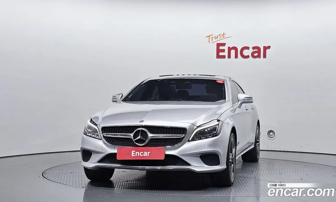 Mercedes-Benz CLS 350 3.0 4MATIC, 360-к., Подгрев, Обдух, Датчик мъртва , снимка 3 - Автомобили и джипове - 54847867