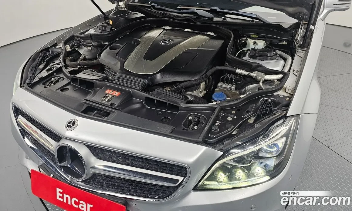 Mercedes-Benz CLS 350 3.0 4MATIC, 360-к., Подгрев, Обдух, Датчик мъртва , снимка 5 - Автомобили и джипове - 54847867