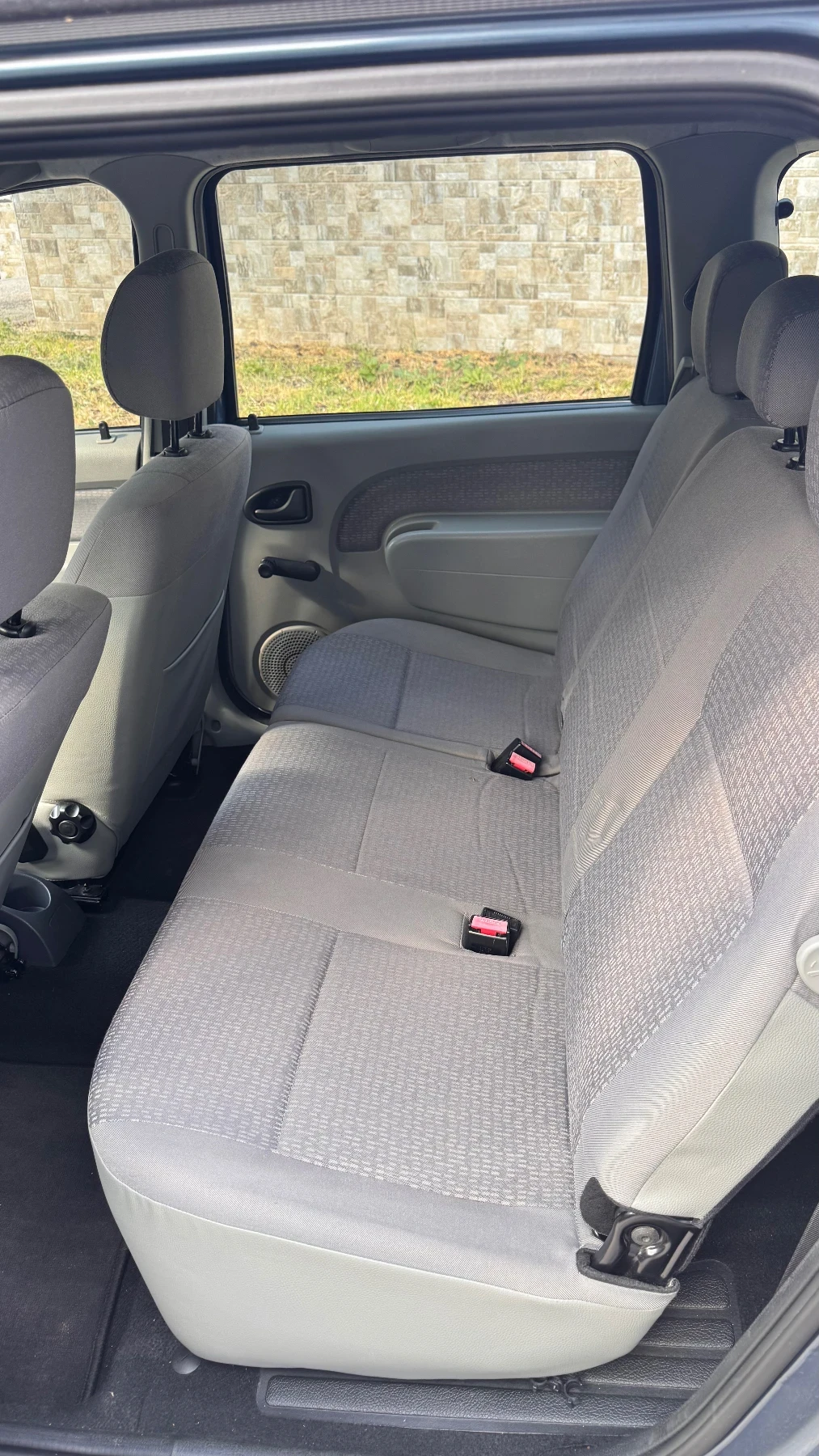 Dacia Logan 1.5 6+ 1, снимка 6 - Автомобили и джипове - 54972473