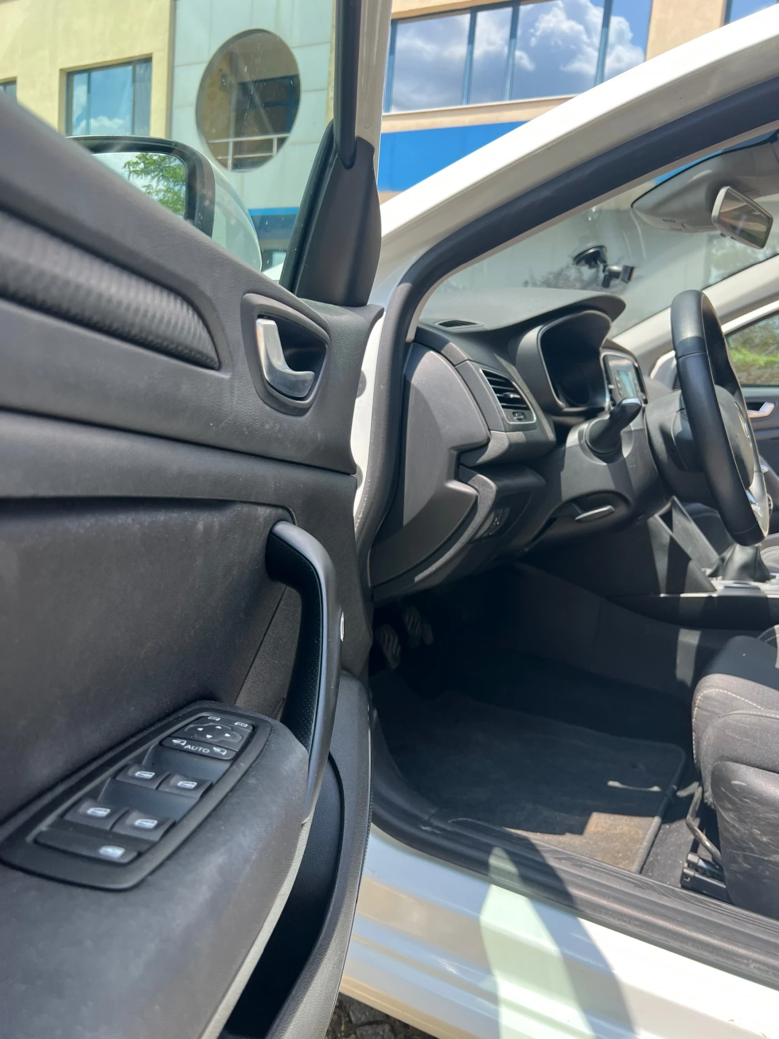 Renault Megane, снимка 10 - Автомобили и джипове - 55070763