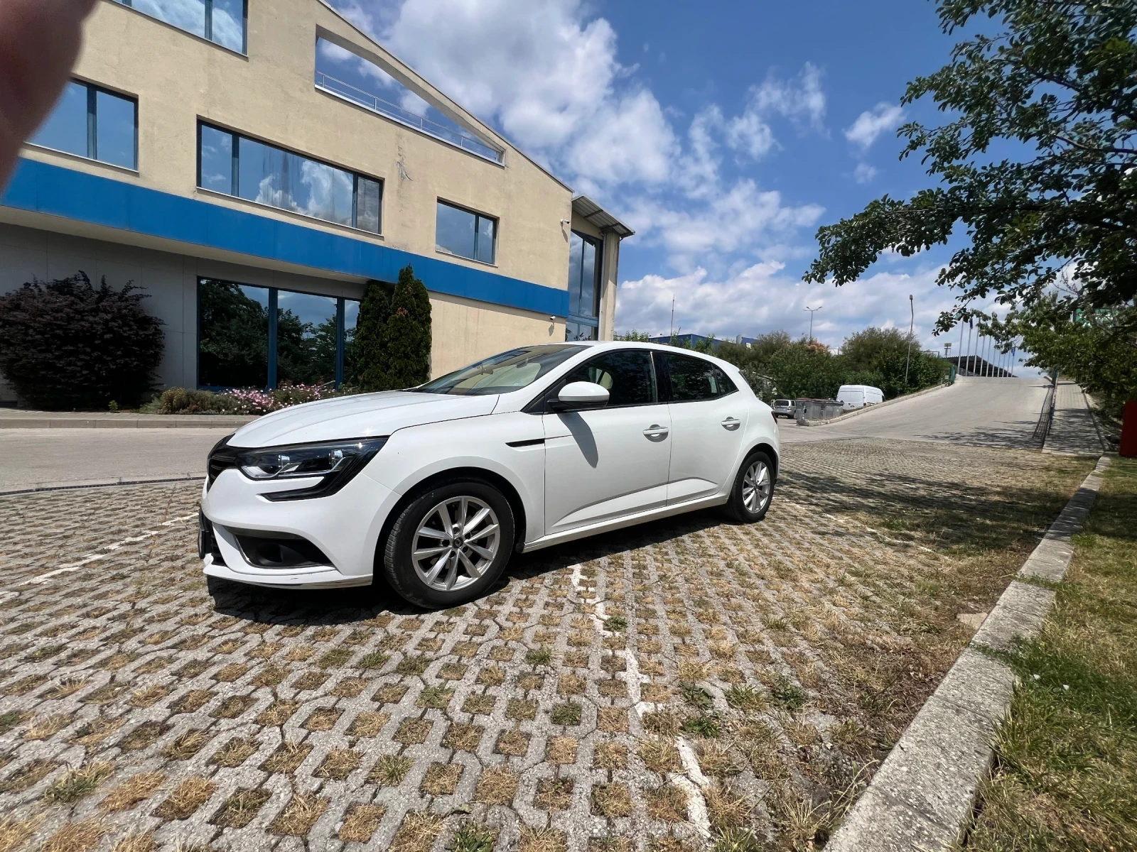 Renault Megane, снимка 8 - Автомобили и джипове - 55070763