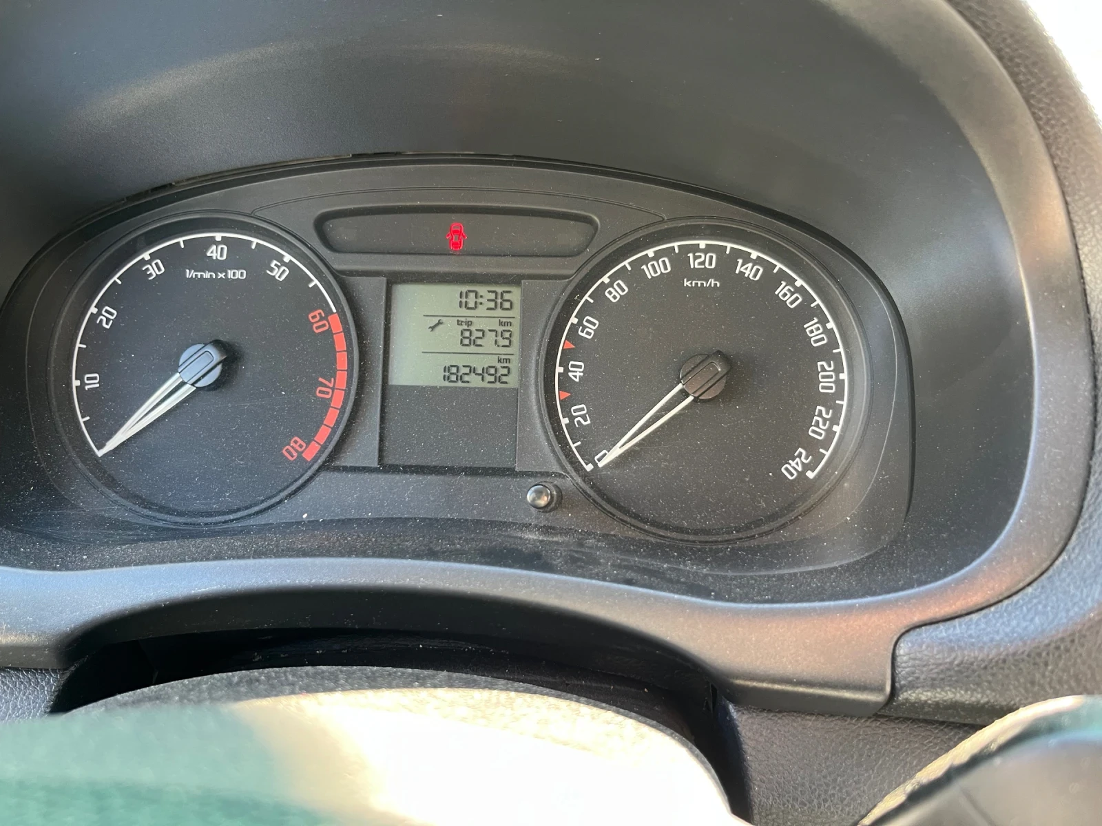 Skoda Fabia, снимка 7 - Автомобили и джипове - 55987379