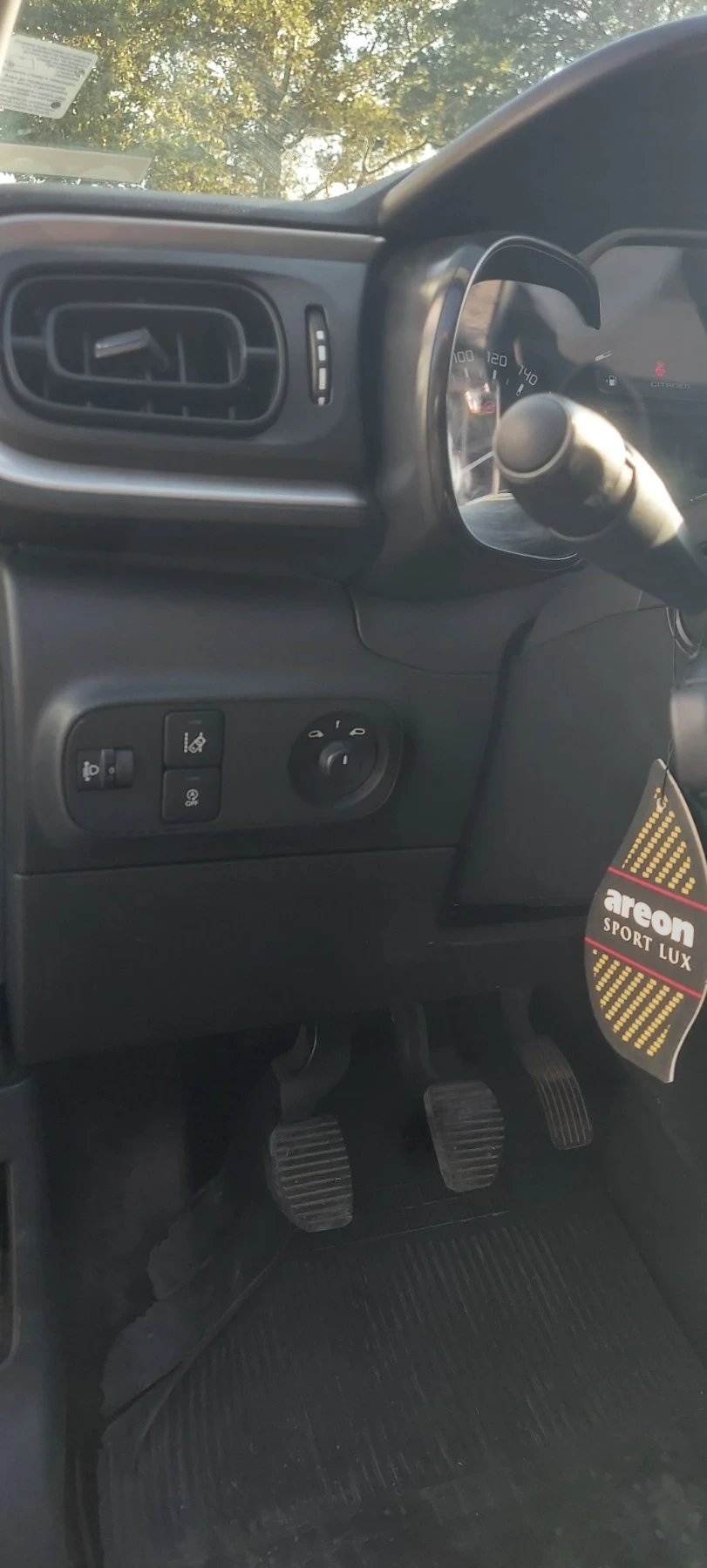 Citroen C3, снимка 9 - Автомобили и джипове - 56051058