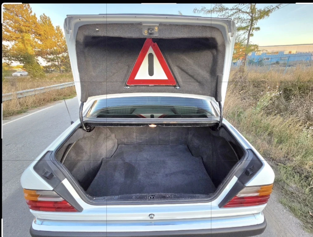 Mercedes-Benz 124 3.0D, снимка 5 - Автомобили и джипове - 56367303