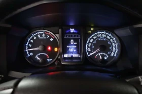 Toyota Tacoma 4x4 Double Cab / CARFAX / АВТОКРЕДИТ , снимка 8